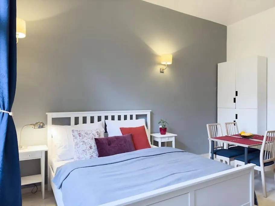 פראג Calm Wenceslas Square Apartment צ'כיה