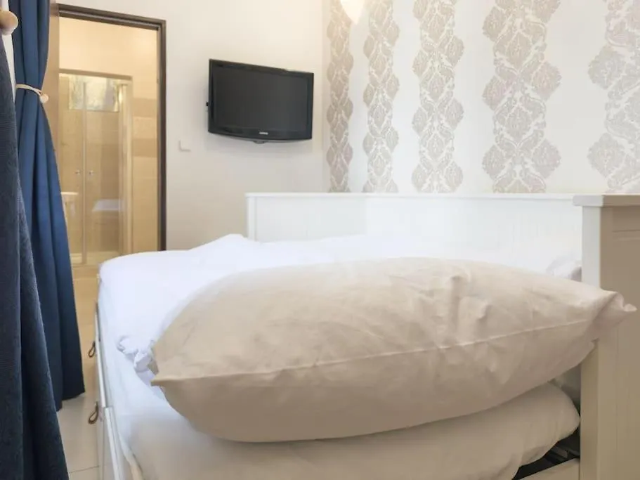פראג Calm Wenceslas Square Apartment
